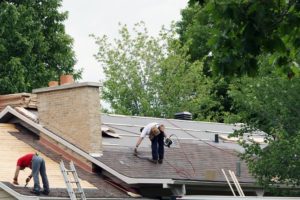 Ten Alarming Red Flags When Employing A Roofing Contractor in Canton Michigan